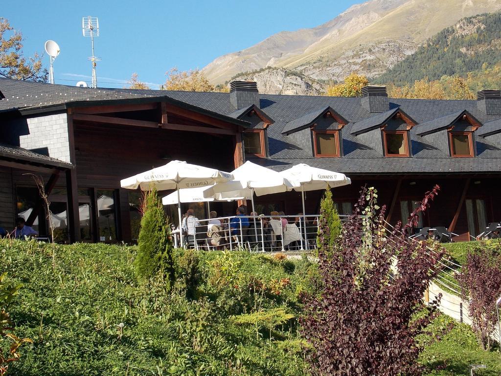Aparthotel Bubal El Pueyo de Jaca Exterior photo