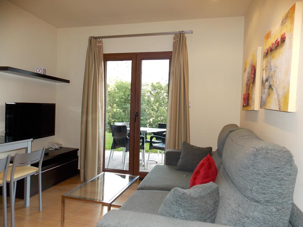 Aparthotel Bubal El Pueyo de Jaca Room photo
