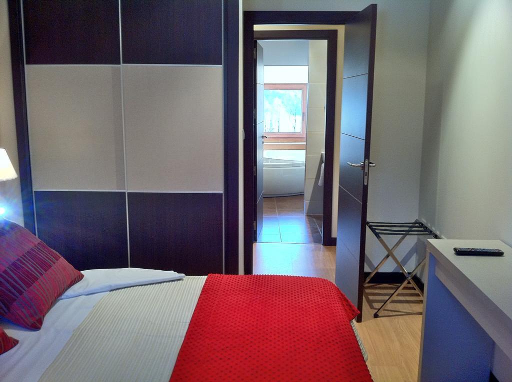 Aparthotel Bubal El Pueyo de Jaca Room photo